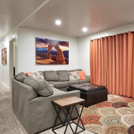 6A Family Friendly Redcliff Condo Pool & Hot Tub Моаб Экстерьер фото